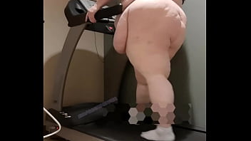 Ssbbw Evaporatedmilker Huge Belly & Ass On Treadmill free video