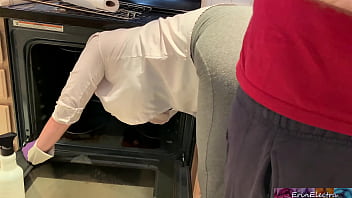 Stepmom Is Horny And Stuck In The Oven - Erin Electra free video