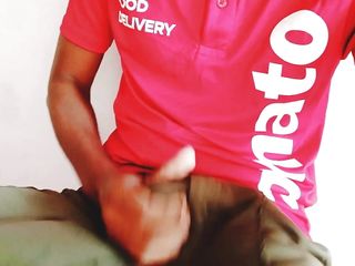 Zomato Delivery Boy Parsul In The Video Here free video