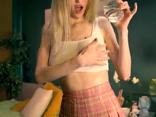 Solo Amateur Blonde Teen Homemade Pussy Masturbation free video
