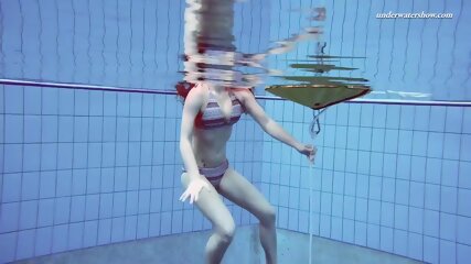 Big Tits Teenie Liza Bubarek Swimming Naked In The Pool free video